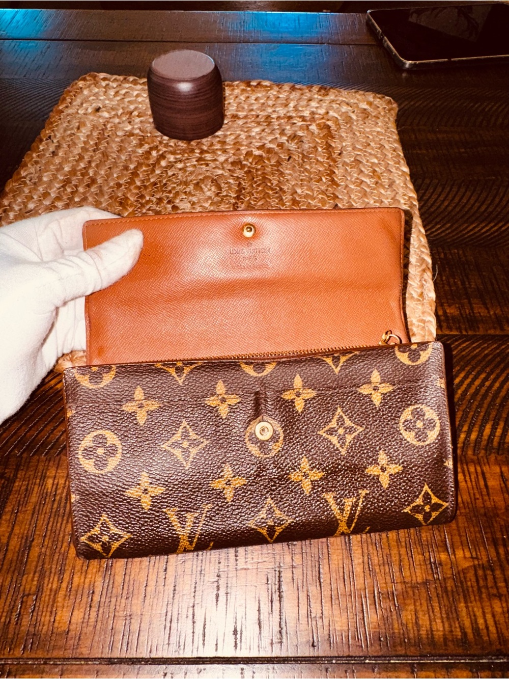 Louis Vuitton, beautiful vintage monogram sarah wallet made France 1998 - Picture 11 of 16